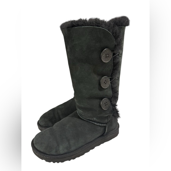UGG BAILEY BUTTONS TRIPLET BOMBER LEATHER BOOTS BLACK WOMEN SIZE 7 B6 - Picture 3 of 9
